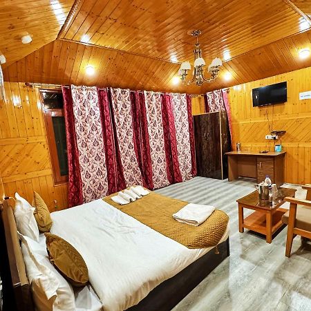 Roseline Inn Srīnagar Екстериор снимка