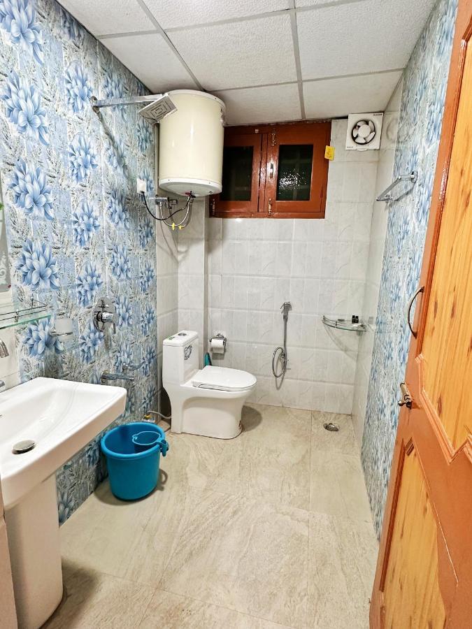 Roseline Inn Srīnagar Екстериор снимка